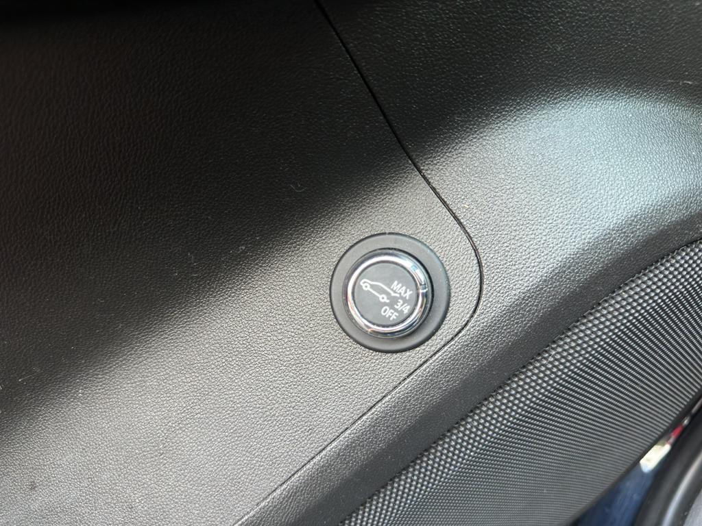 used 2021 GMC Acadia car, priced at $25,990