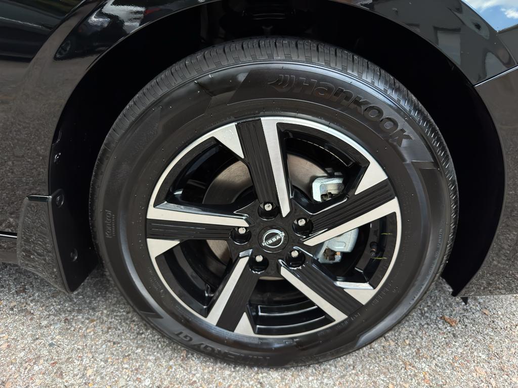 new 2025 Nissan Sentra car, priced at $23,045