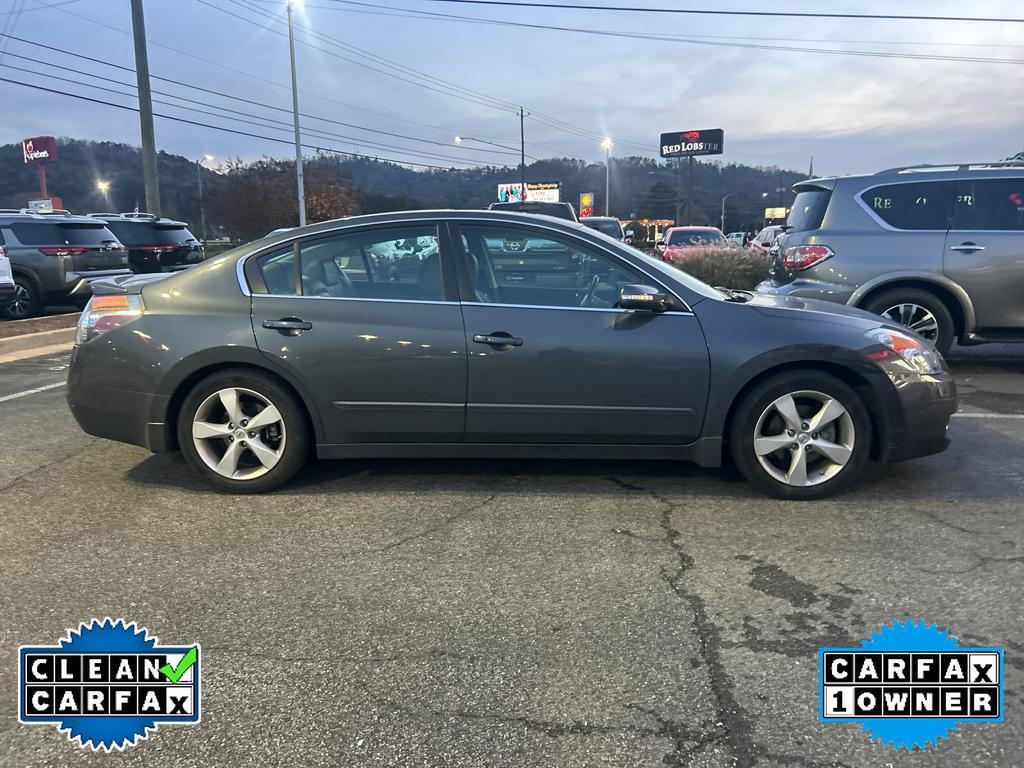 used 2008 Nissan Altima car, priced at $5,900