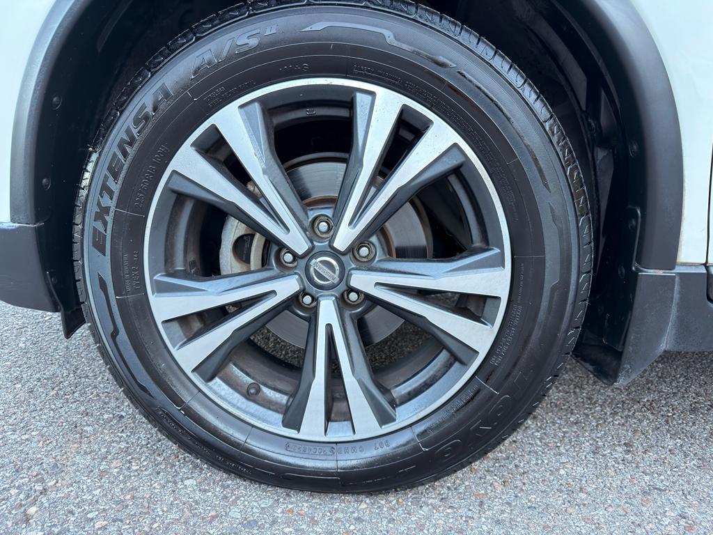 used 2017 Nissan Rogue car, priced at $9,450