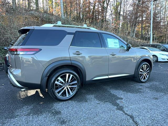 new 2025 Nissan Pathfinder car, priced at $53,580