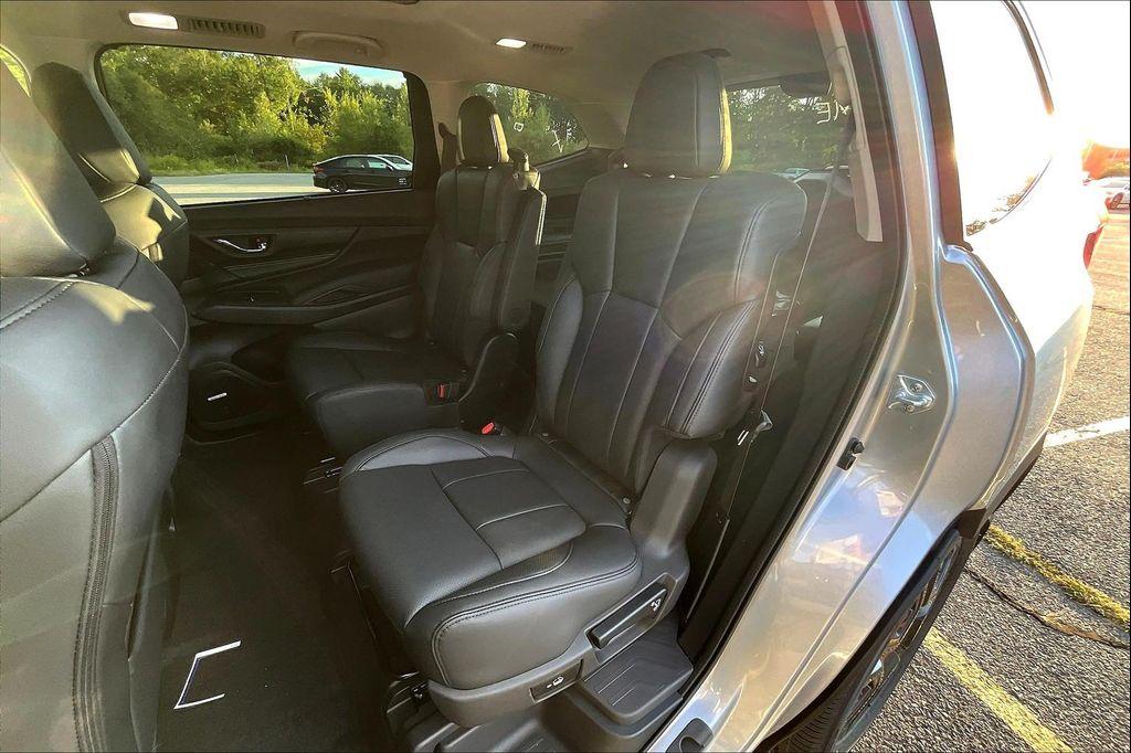 new 2025 Subaru Ascent car, priced at $54,317
