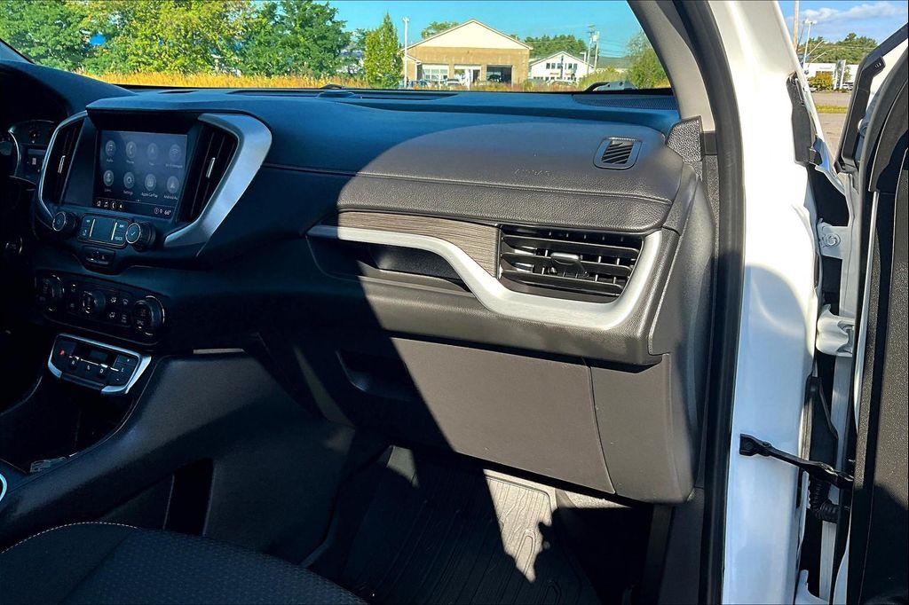 used 2022 GMC Terrain car, priced at $26,000