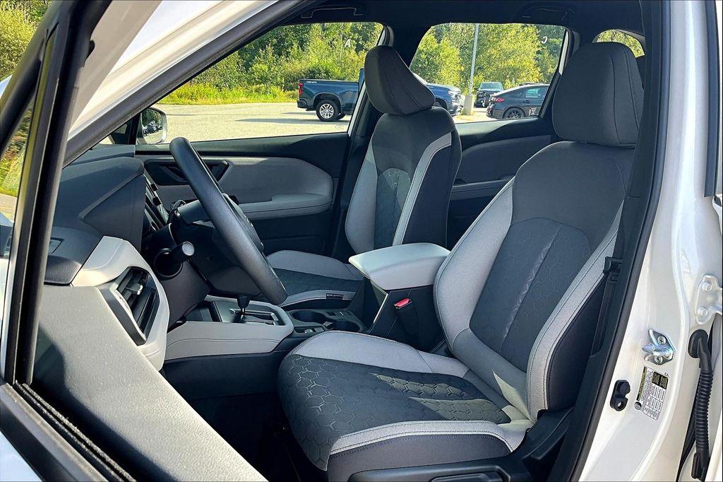 new 2025 Subaru Forester car, priced at $33,517