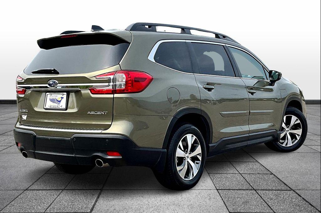 used 2025 Subaru Ascent car, priced at $39,000