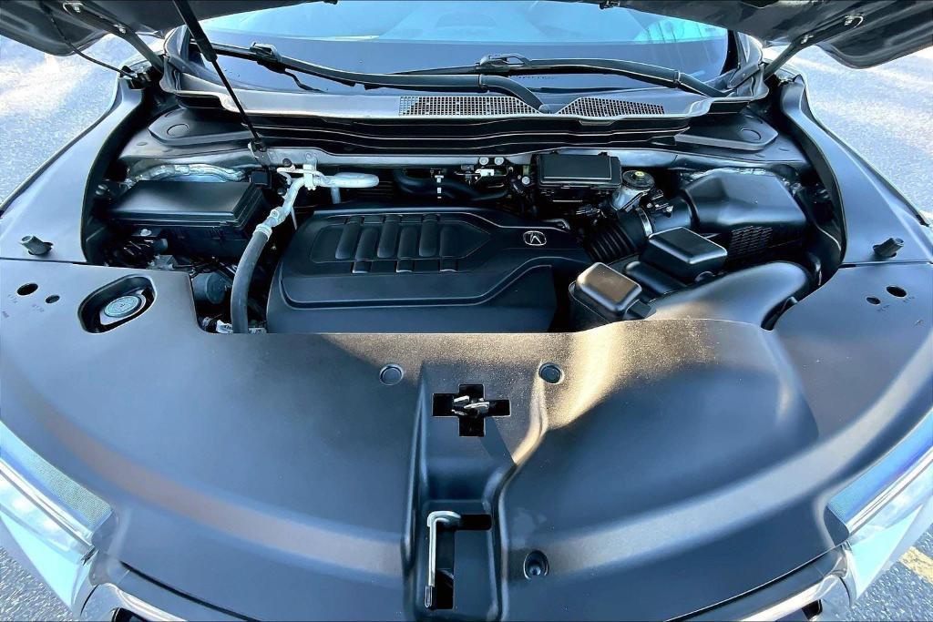 used 2020 Acura MDX car, priced at $27,999