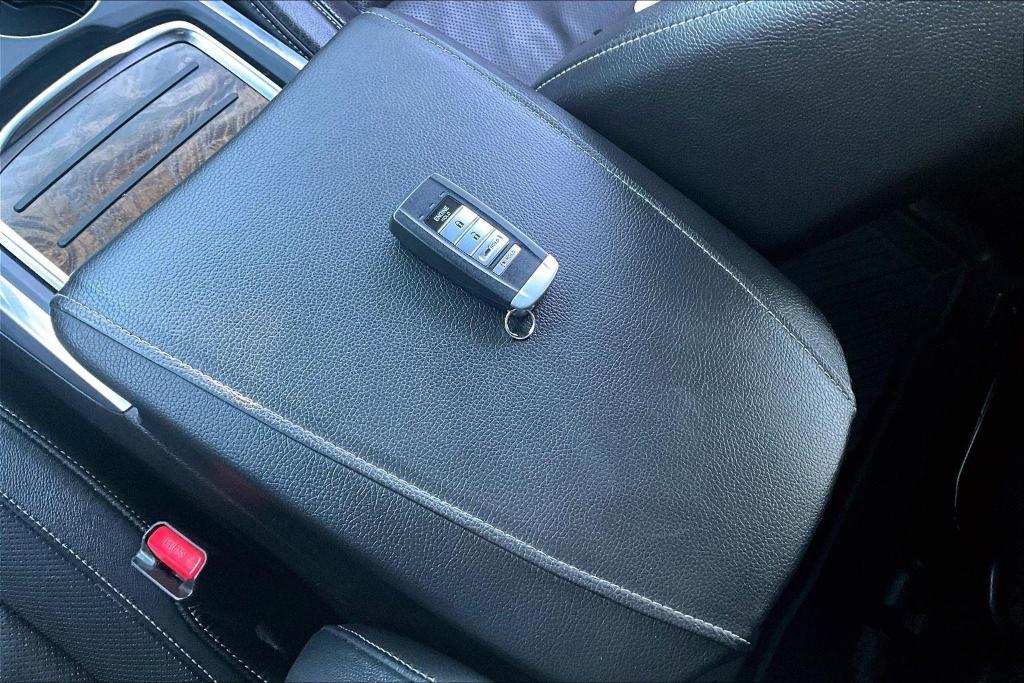 used 2020 Acura MDX car, priced at $27,999