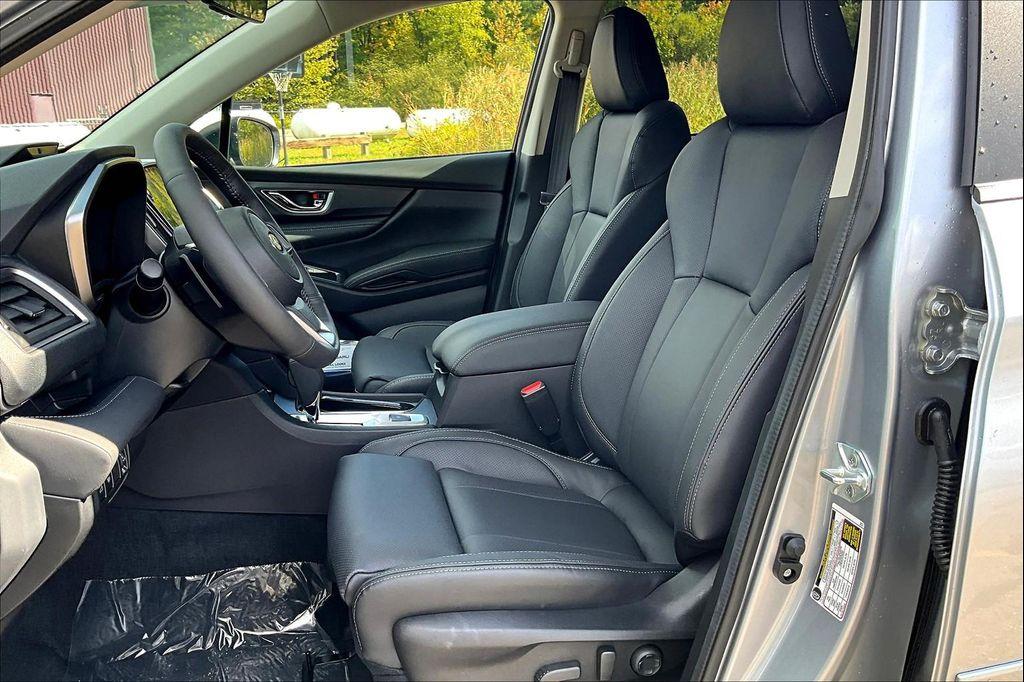 new 2025 Subaru Ascent car, priced at $50,893