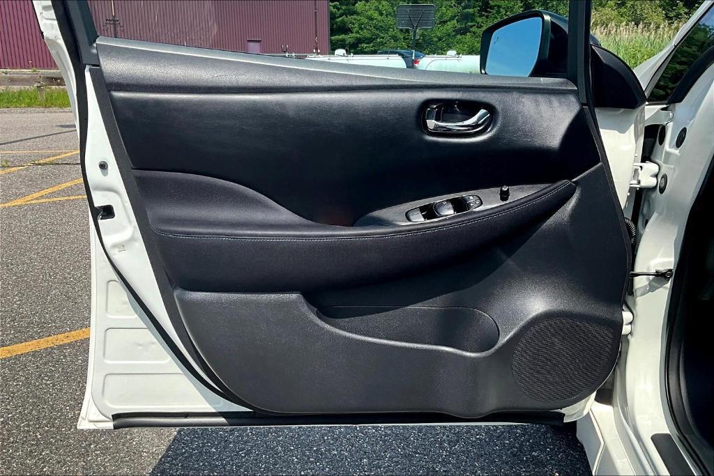 used 2018 Nissan Leaf car, priced at $9,500