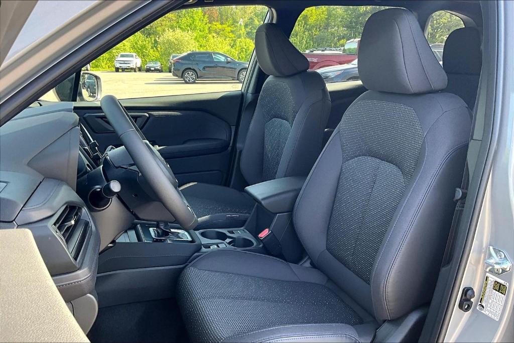 new 2025 Subaru Forester car, priced at $38,502