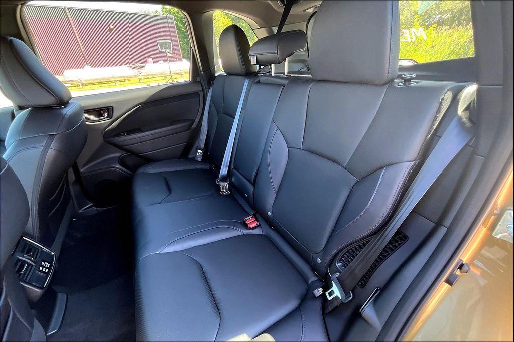 new 2025 Subaru Forester Hybrid car, priced at $43,390