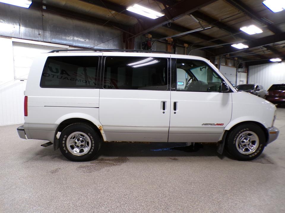 used 2000 Chevrolet Astro car, priced at $4,250