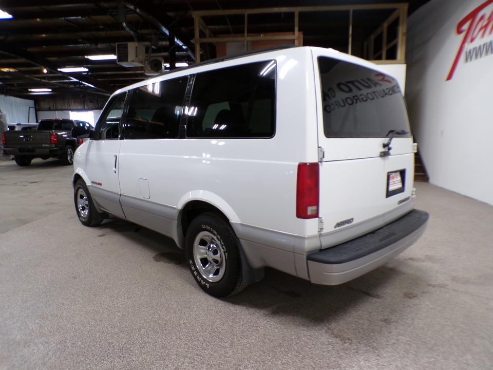 used 2000 Chevrolet Astro car, priced at $4,250