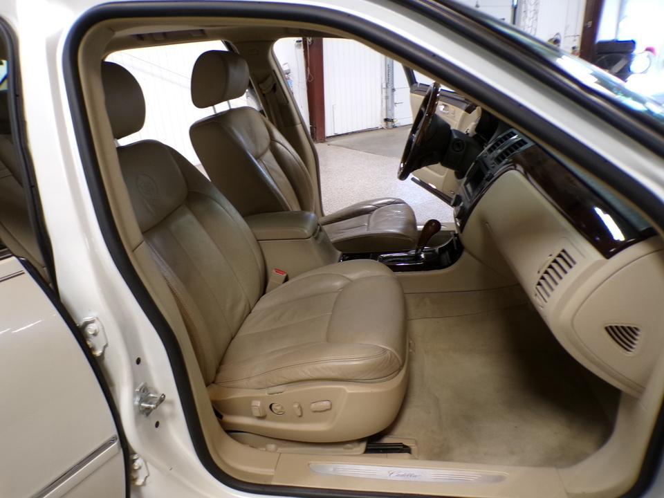 used 2007 Cadillac DTS car, priced at $5,995