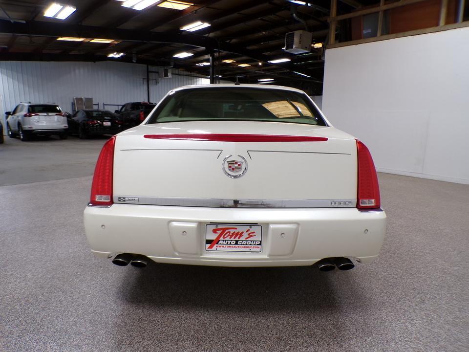 used 2007 Cadillac DTS car, priced at $5,995