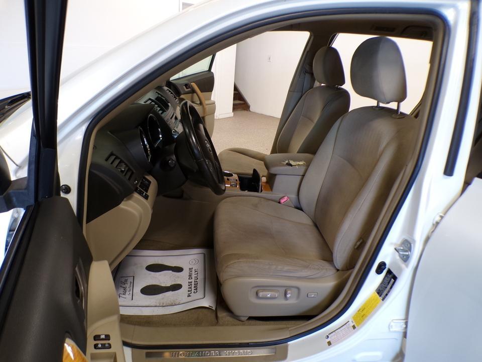 used 2008 Toyota Highlander Hybrid car, priced at $4,495