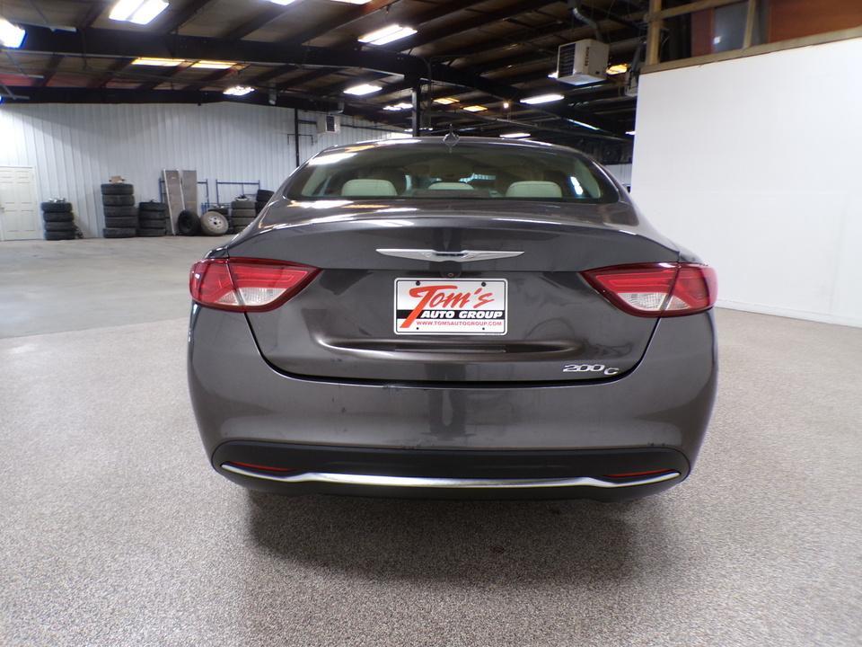 used 2015 Chrysler 200 car, priced at $5,995