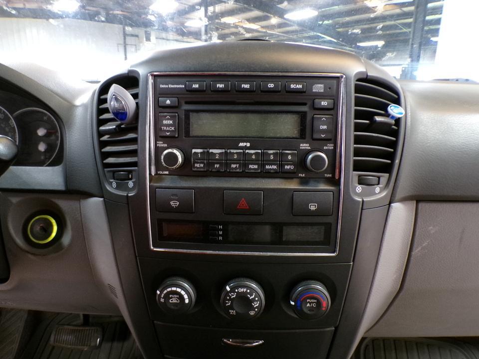 used 2008 Kia Sorento car, priced at $2,195