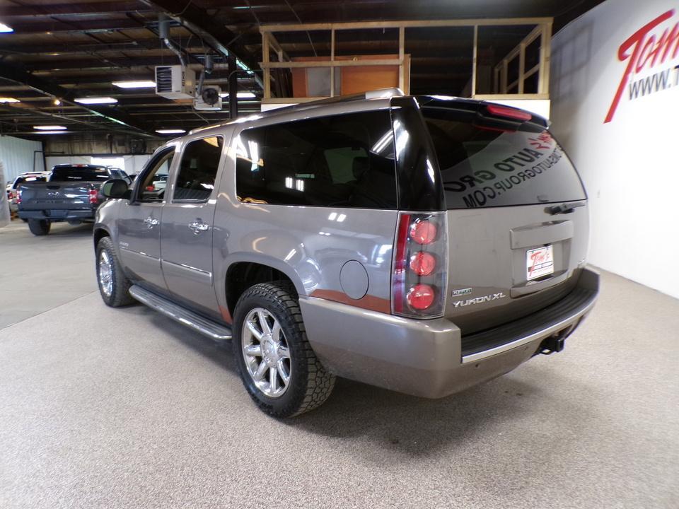 used 2011 GMC Yukon XL car, priced at $5,995