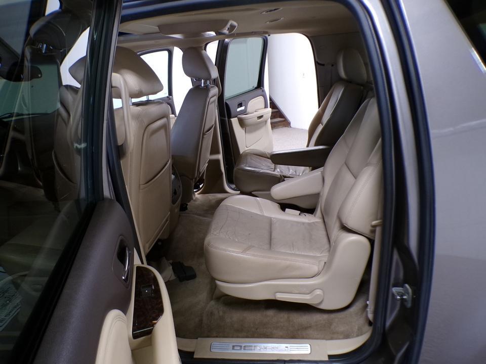 used 2011 GMC Yukon XL car, priced at $5,995