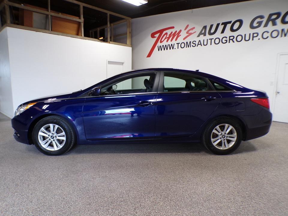 used 2013 Hyundai Sonata car, priced at $5,695