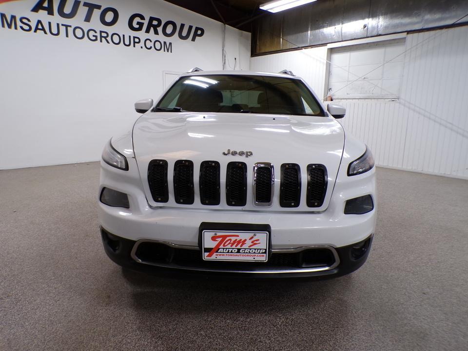 used 2015 Jeep Cherokee car, priced at $5,995