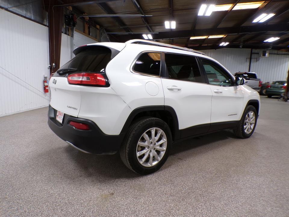 used 2015 Jeep Cherokee car, priced at $5,995
