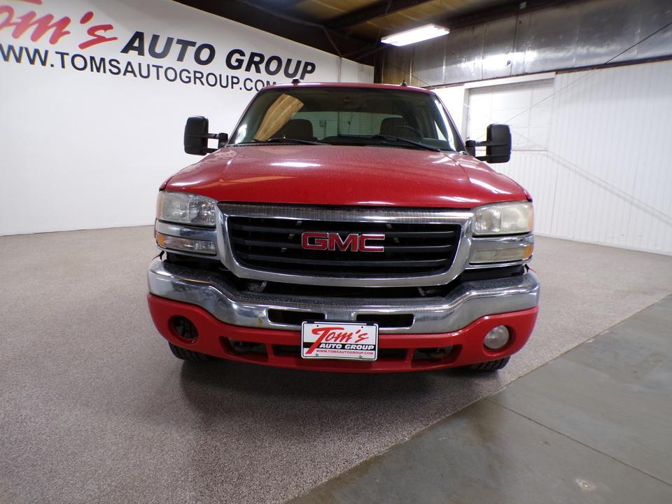 used 2004 GMC Sierra 2500 car, priced at $2,995