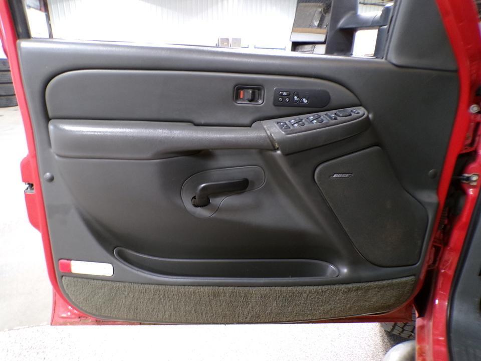 used 2004 GMC Sierra 2500 car, priced at $2,995