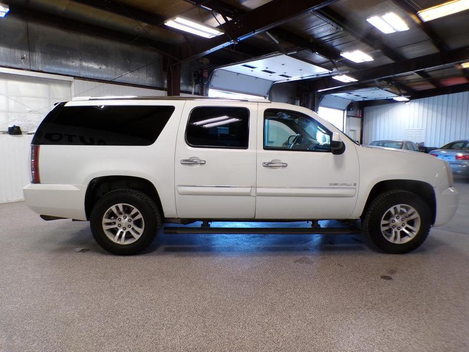 used 2007 GMC Yukon XL car, priced at $4,495