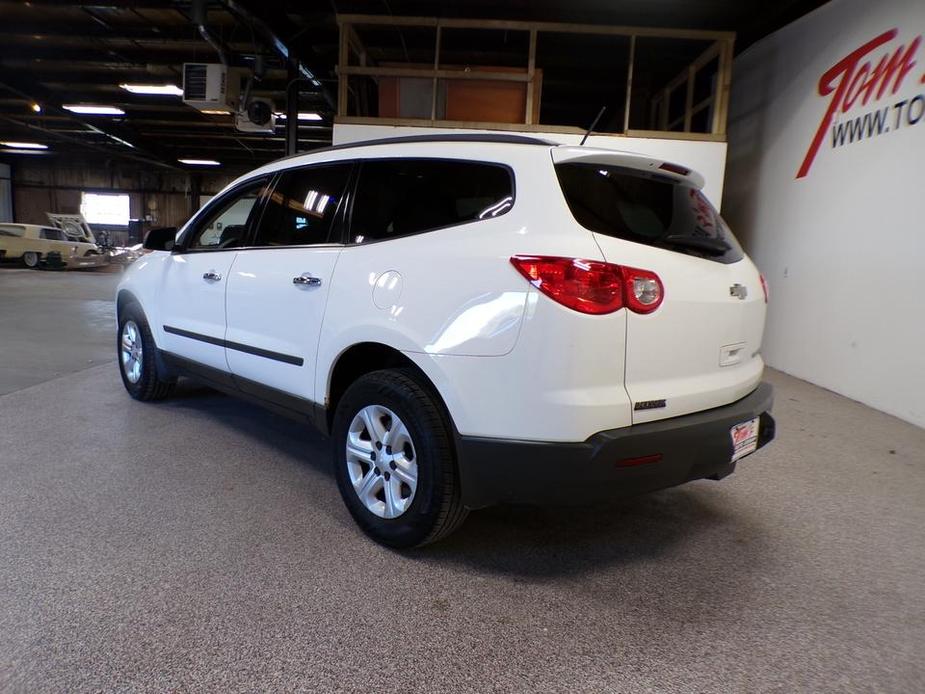 used 2012 Chevrolet Traverse car, priced at $5,995