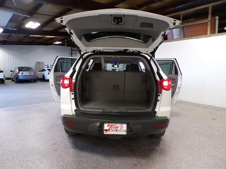 used 2012 Chevrolet Traverse car, priced at $5,995