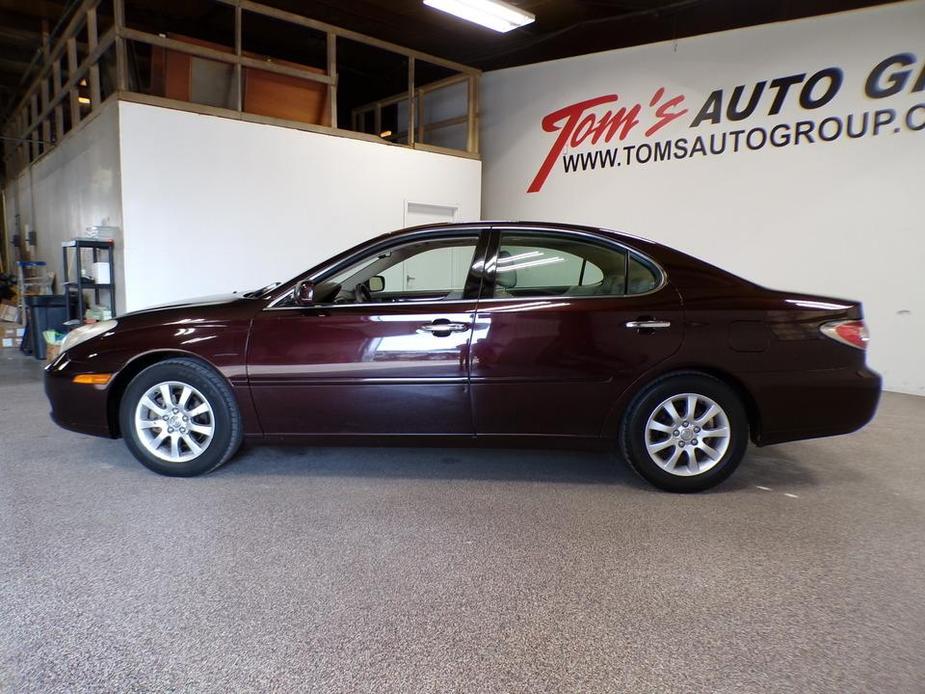 used 2002 Lexus ES 300 car, priced at $3,495