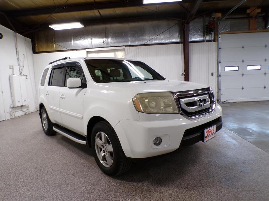 used 2009 Honda Pilot car, priced at $5,995