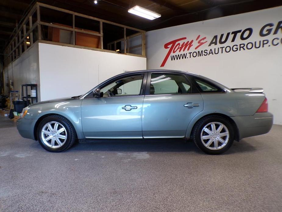 used 2007 Ford Five Hundred car, priced at $6,495