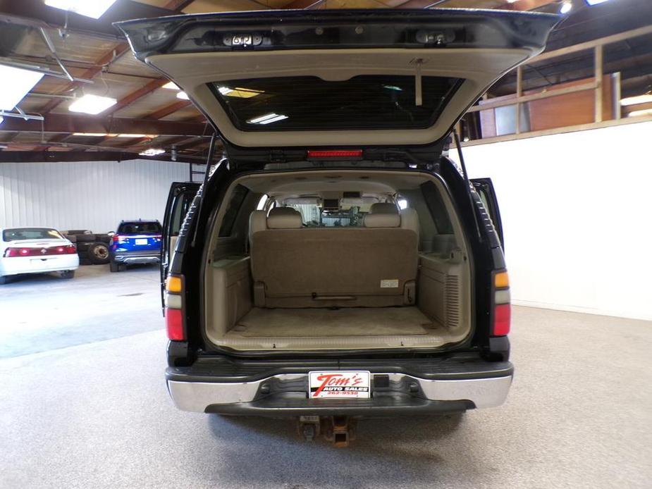 used 2004 Chevrolet Suburban car, priced at $5,995