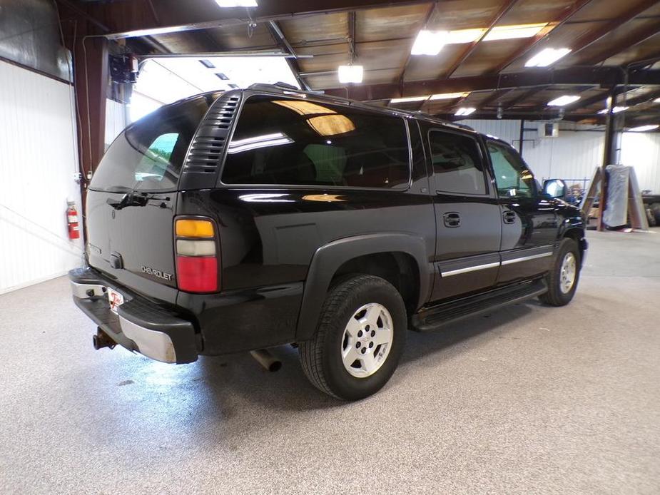 used 2004 Chevrolet Suburban car, priced at $5,995