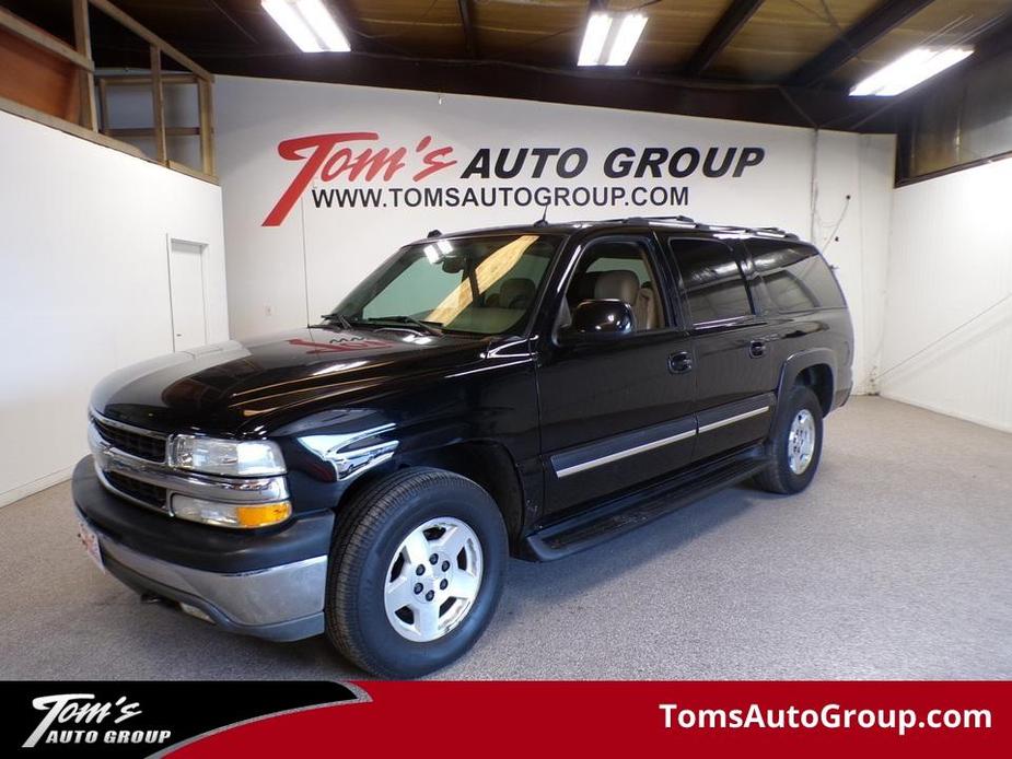 used 2004 Chevrolet Suburban car, priced at $5,995