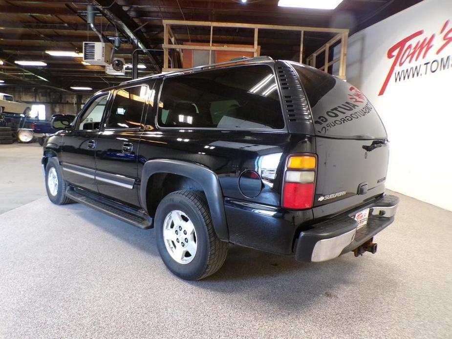 used 2004 Chevrolet Suburban car, priced at $5,995