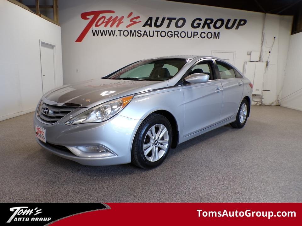 used 2013 Hyundai Sonata car, priced at $4,995