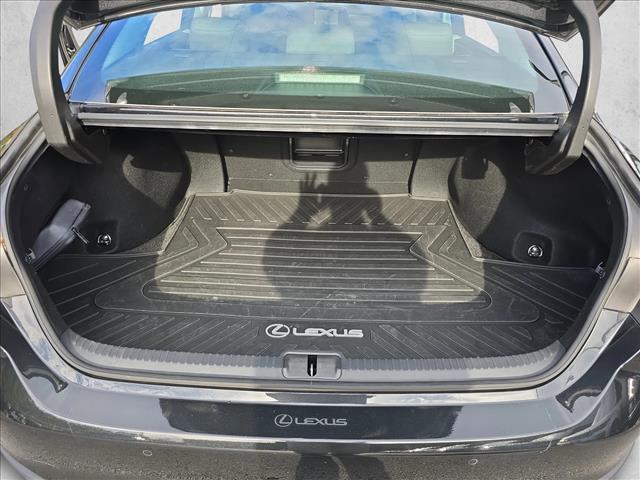 used 2023 Lexus ES 300h car, priced at $35,389