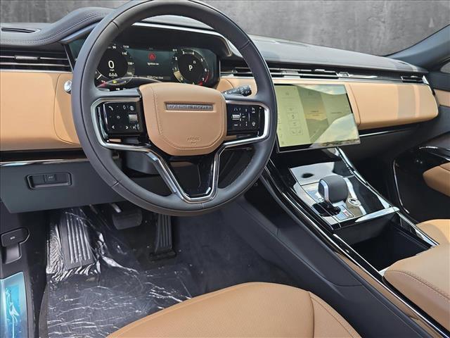 new 2025 Land Rover Range Rover Sport car, priced at $91,860