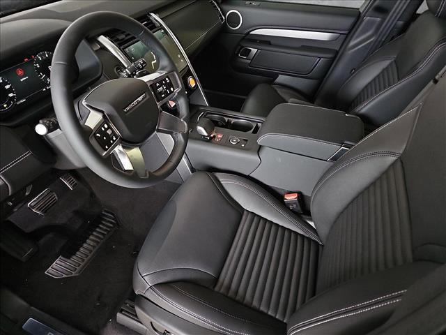new 2025 Land Rover Discovery car, priced at $70,668