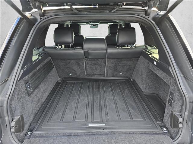 used 2020 Land Rover Range Rover car, priced at $39,676