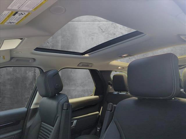 used 2024 Land Rover Discovery car, priced at $54,995