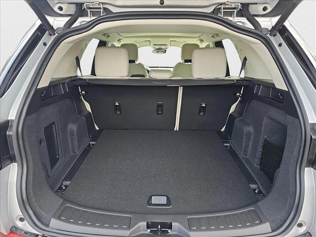 new 2025 Land Rover Discovery Sport car, priced at $55,818