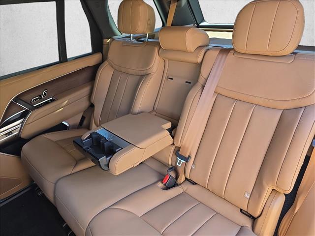 new 2025 Land Rover Range Rover car, priced at $170,025