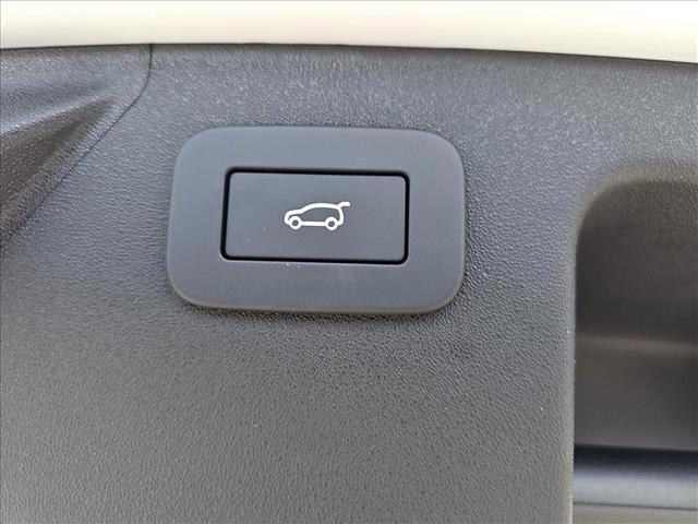 new 2025 Land Rover Discovery Sport car, priced at $54,168