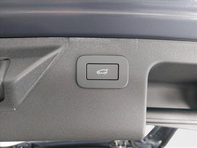 new 2025 Land Rover Discovery Sport car, priced at $55,818