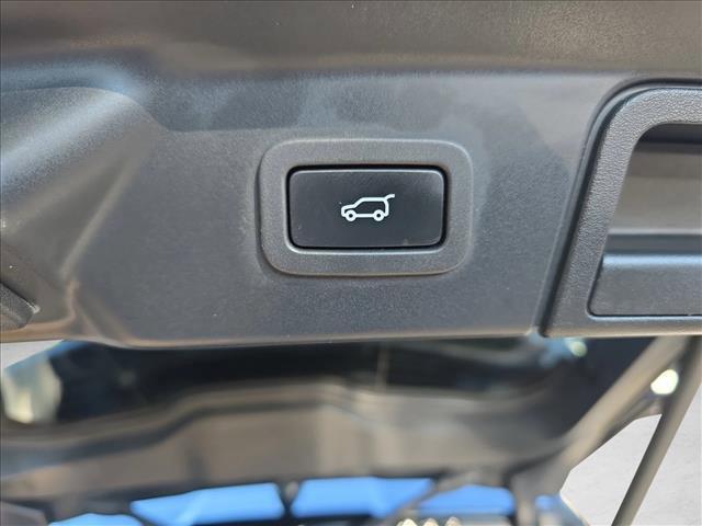 used 2019 Land Rover Range Rover car, priced at $19,656